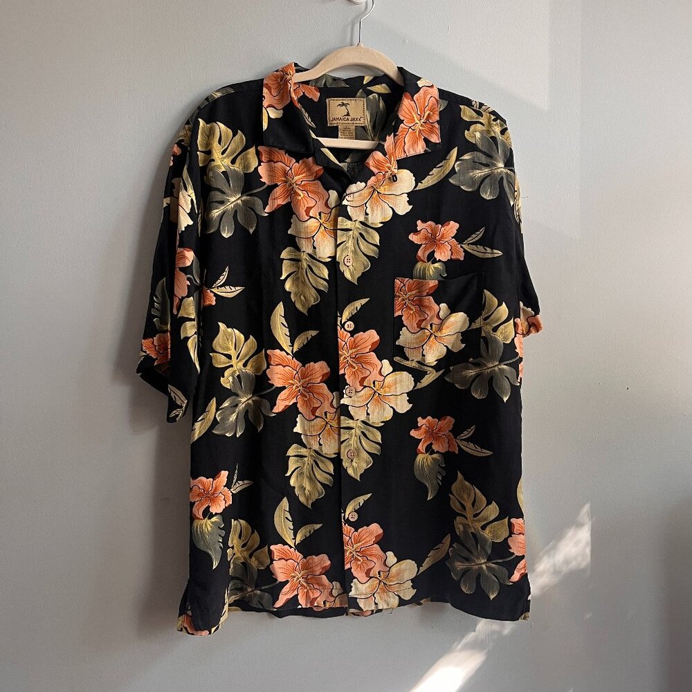 Jamaica Jaxx Size L 100% silk Hawaiian Shirt
